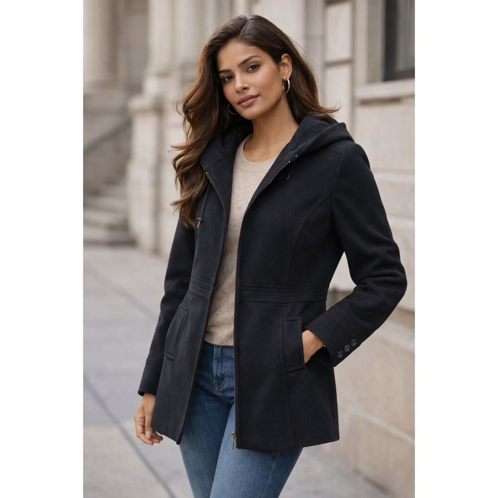 St. John's Bay Women's Wool And Cashmere Coat. Size Petite XL. EUC